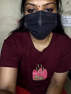 Snapshot of Tamil_Attitude_queen chatting on October 2, 2025, 7:06 pm Tamil Attitude queen online show from October 2, 2025, 7:06 pm