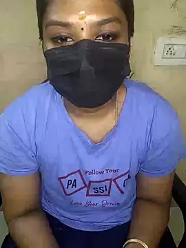 Snapshot of Tamil_Attitude_queen chatting on September 17, 2025, 8:00 pm Tamil Attitude queen online show from September 17, 2025, 8:00 pm