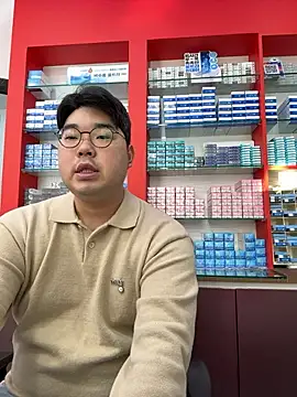 gayfucuxuc online show from November 26, 2025, 1:05 am