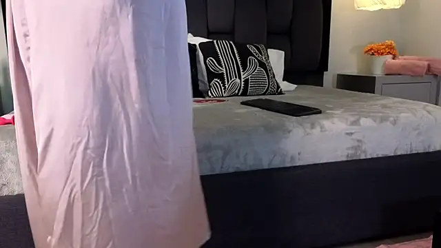 Calipso Parisi online show from November 13, 2025, 12:53 pm