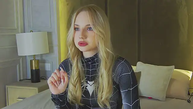 Snapshot of Sky_Cutie chatting on April 9, 2026, 4:58 am Sky Cutie online show from April 9, 2026, 4:58 am