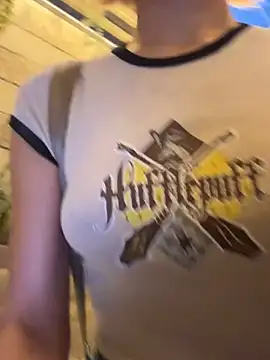 SweetBunnyGF online show from June 11, 2026, 11:24 pm