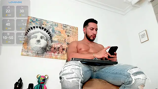 Thiago Hill online show from November 16, 2025, 6:23 pm