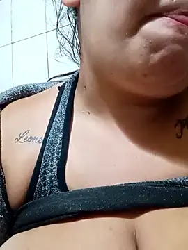 Pomelit00 online show from March 6, 2026, 4:29 am