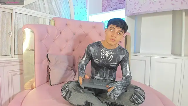 Dani rivass online show from December 19, 2025, 11:45 am