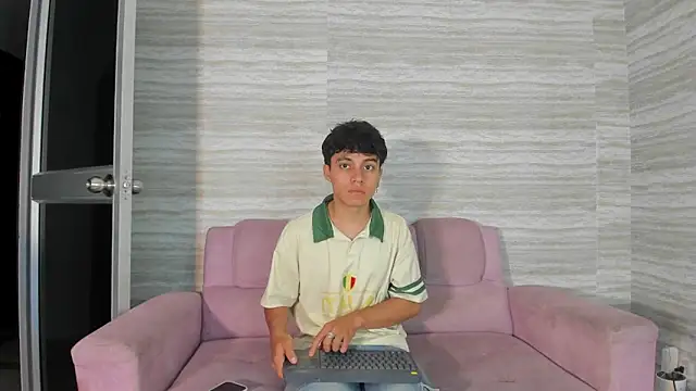 Dani rivass online show from February 7, 2026, 11:29 am