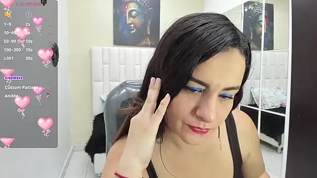 venus cortez online show from November 6, 2025, 5:39 pm