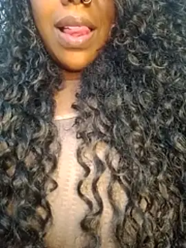 Snapshot of Kitana77 chatting on November 1, 2025, 11:53 pm Kitana77 online show from November 1, 2025, 11:53 pm