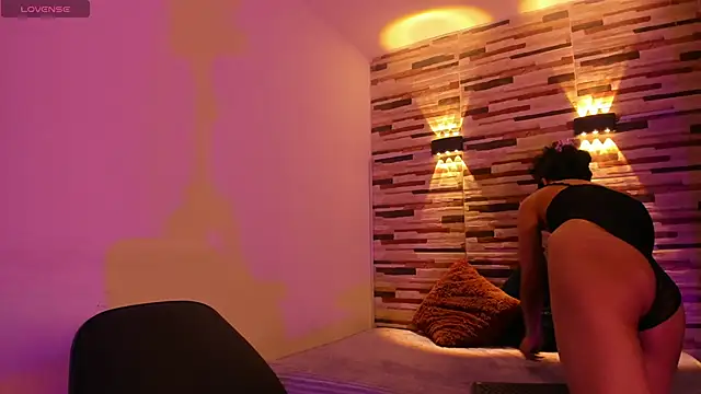 ChloeeMason online show from September 20, 2025, 11:04 am