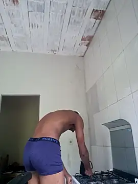 leumas gg online show from December 22, 2025, 12:16 pm