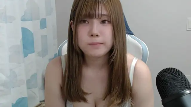 asuka xoxo online show from March 16, 2026, 5:55 am
