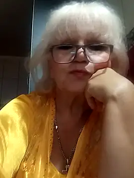 Snapshot of SirenaOcean6212 chatting on October 5, 2025, 5:42 am SirenaOcean6212 online show from October 5, 2025, 5:42 am