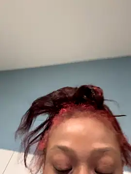 Snapshot of Tishrella6 chatting on November 29, 2025, 9:15 pm Tishrella6 online show from November 29, 2025, 9:15 pm