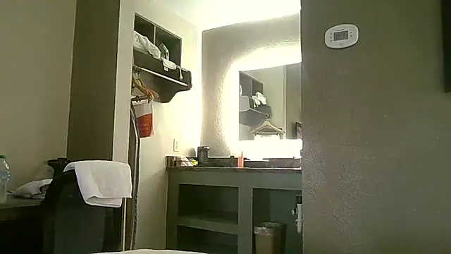 Tishrella6 online show from April 30, 2026, 7:32 pm