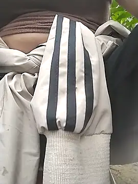 Snapshot of venu00 chatting on November 9, 2025, 4:27 am venu00 online show from November 9, 2025, 4:27 am