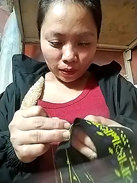 Snapshot of venu00 chatting on October 26, 2025, 2:50 pm venu00 online show from October 26, 2025, 2:50 pm