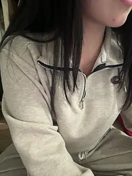 Snapshot of kem_2000 chatting on February 6, 2026, 4:58 pm kem 2000 online show from February 6, 2026, 4:58 pm