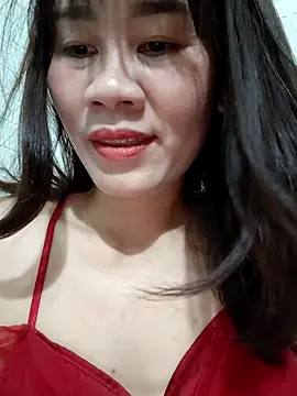 Snapshot of Singlemom69x chatting on July 8, 2026, 1:19 am Singlemom69x online show from July 8, 2026, 1:19 am