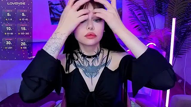 Snapshot of Morana_Batt chatting on October 25, 2025, 1:49 am Morana Batt online show from October 25, 2025, 1:49 am