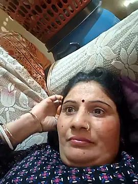 Snapshot of Rakhi99x chatting on April 21, 2026, 10:22 am Rakhi99x online show from April 21, 2026, 10:22 am