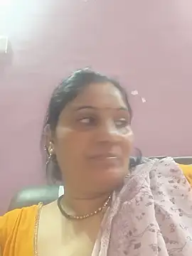 Snapshot of Rakhi99x chatting on May 30, 2026, 3:35 am Rakhi99x online show from May 30, 2026, 3:35 am