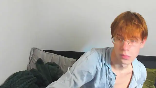 Snapshot of JasperWilson chatting on October 4, 2025, 4:25 am JasperWilson online show from October 4, 2025, 4:25 am