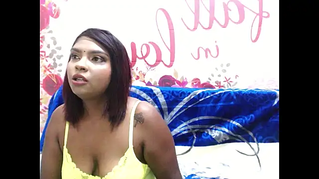 Snapshot of indianmystica694u chatting on October 8, 2025, 7:32 am indianmystica694u online show from October 8, 2025, 7:32 am