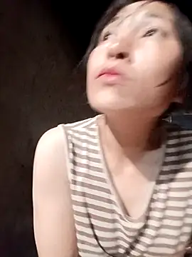 Snapshot of YAYAA-502 chatting on April 1, 2026, 11:22 am YAYAA-502 online show from April 1, 2026, 11:22 am