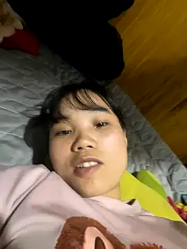 Ngoc-bbi online show from October 3, 2025, 7:54 am