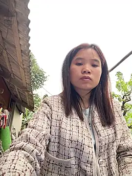 Snapshot of Ngoc-bbi chatting on March 4, 2026, 1:35 am Ngoc-bbi online show from March 4, 2026, 1:35 am