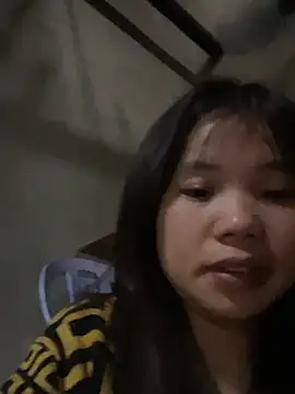 Snapshot of Ngoc-bbi chatting on February 8, 2026, 1:25 am Ngoc-bbi online show from February 8, 2026, 1:25 am