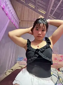 Ngoc-bbi online show from May 14, 2026, 2:08 am