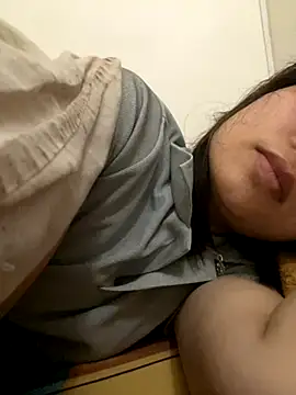 Ngoc-bbi online show from October 2, 2025, 4:05 am