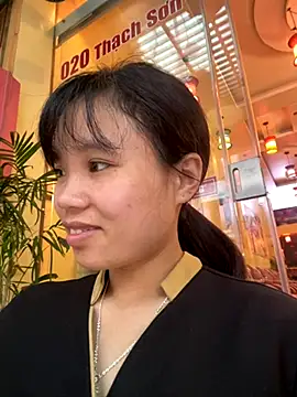 Ngoc-bbi online show from September 28, 2025, 5:03 am