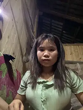 Snapshot of Ngoc-bbi chatting on March 23, 2026, 2:39 pm Ngoc-bbi online show from March 23, 2026, 2:39 pm