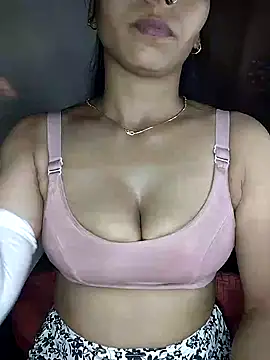 Savita2310 online show from October 17, 2025, 5:37 pm