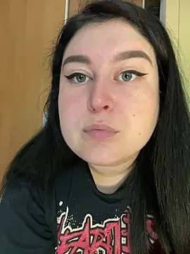 DazzzlingDame online show from May 28, 2026, 1:17 pm