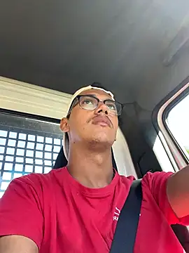 Zuca3025 online show from September 25, 2025, 11:27 am