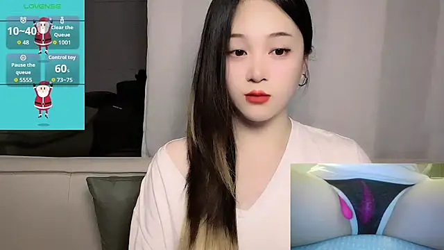 woaiqinqin online show from May 24, 2026, 4:18 pm