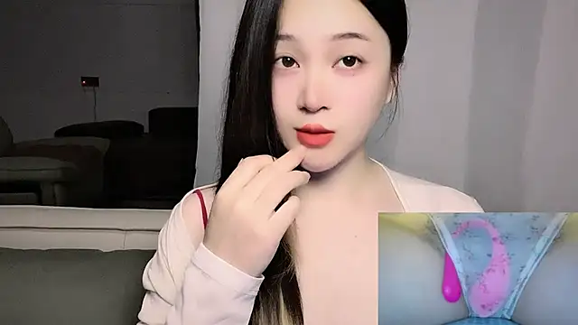 woaiqinqin online show from April 24, 2026, 5:26 pm