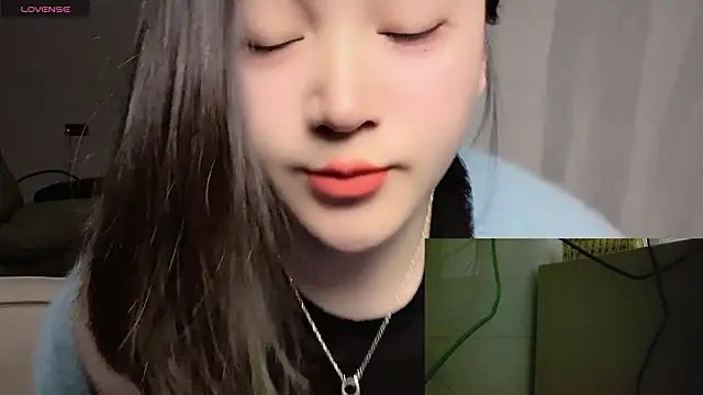 Snapshot of woaiqinqin chatting on March 16, 2026, 3:59 pm woaiqinqin online show from March 16, 2026, 3:59 pm