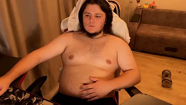 desiredude9 online show from August 4, 2026, 8:46 pm