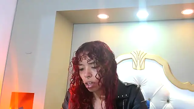 AteneaGreyy online show from February 5, 2026, 12:01 pm