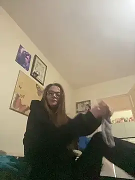 kittykatbean online show from November 22, 2025, 11:09 am