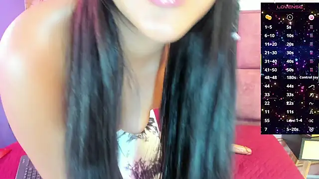 Snapshot of luna_maisonn chatting on September 20, 2025, 8:25 pm luna maisonn online show from September 20, 2025, 8:25 pm