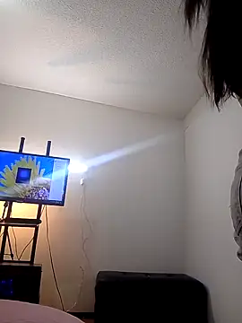 Snapshot of MargarettCooper chatting on October 18, 2025, 11:45 am MargarettCooper online show from October 18, 2025, 11:45 am