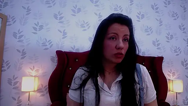 Snapshot of MargarettCooper chatting on October 24, 2025, 12:37 pm MargarettCooper online show from October 24, 2025, 12:37 pm