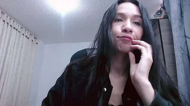 scarlett vonrose online show from October 23, 2025, 9:02 pm