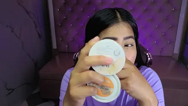 Victoria b  online show from November 27, 2025, 7:47 pm