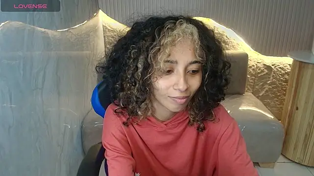 Agnis ink r online show from November 4, 2025, 12:53 pm